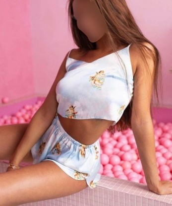 Дина, 23 года, 3 размер груди